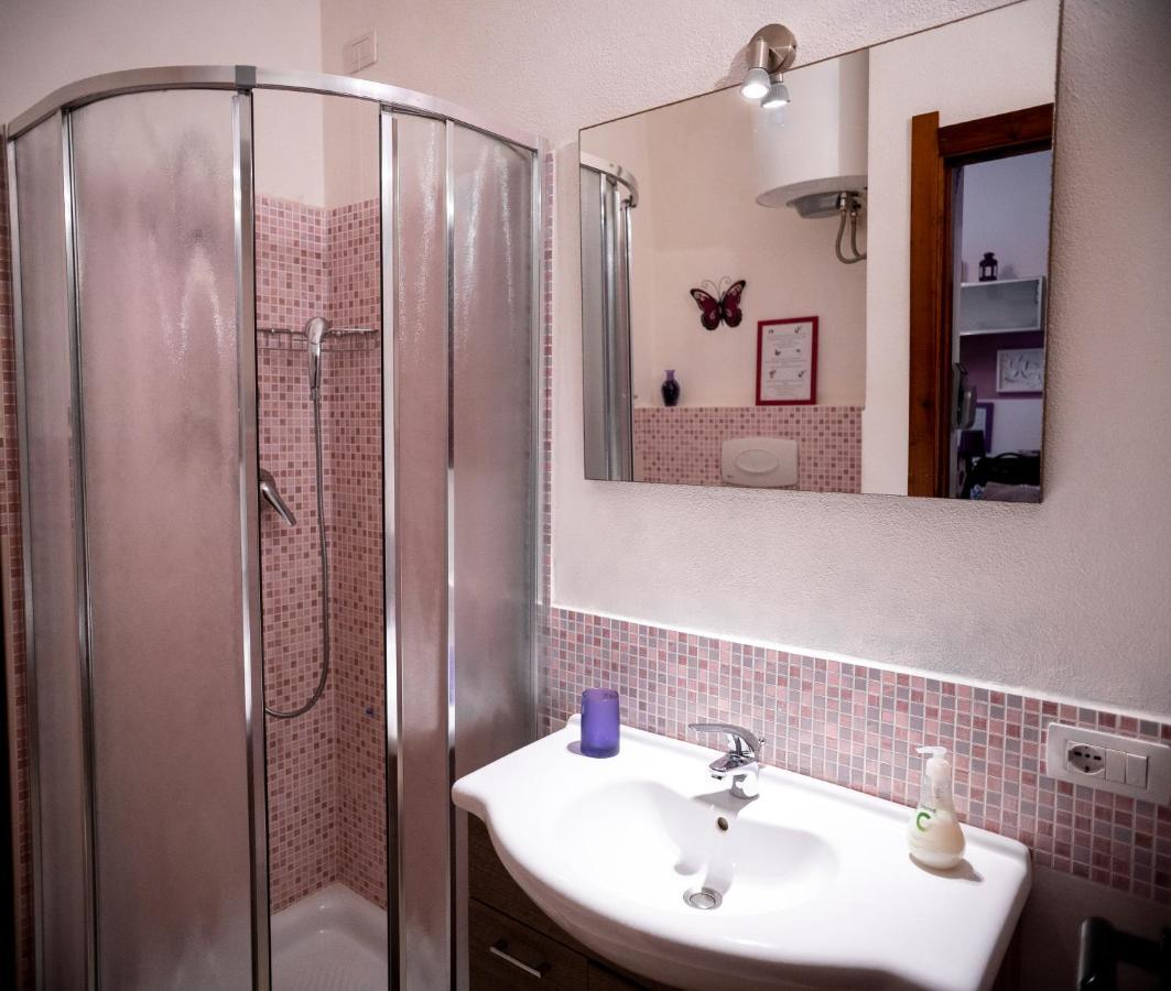 Purple House, 30M To Beach Pula Ngoại thất bức ảnh